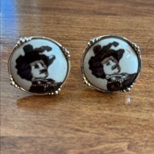Vintage Style Cameo Earrings